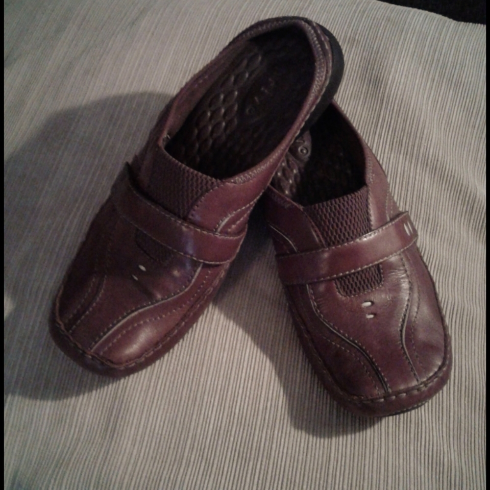 Privo/ Clark's Leather Brown slip on Shoes